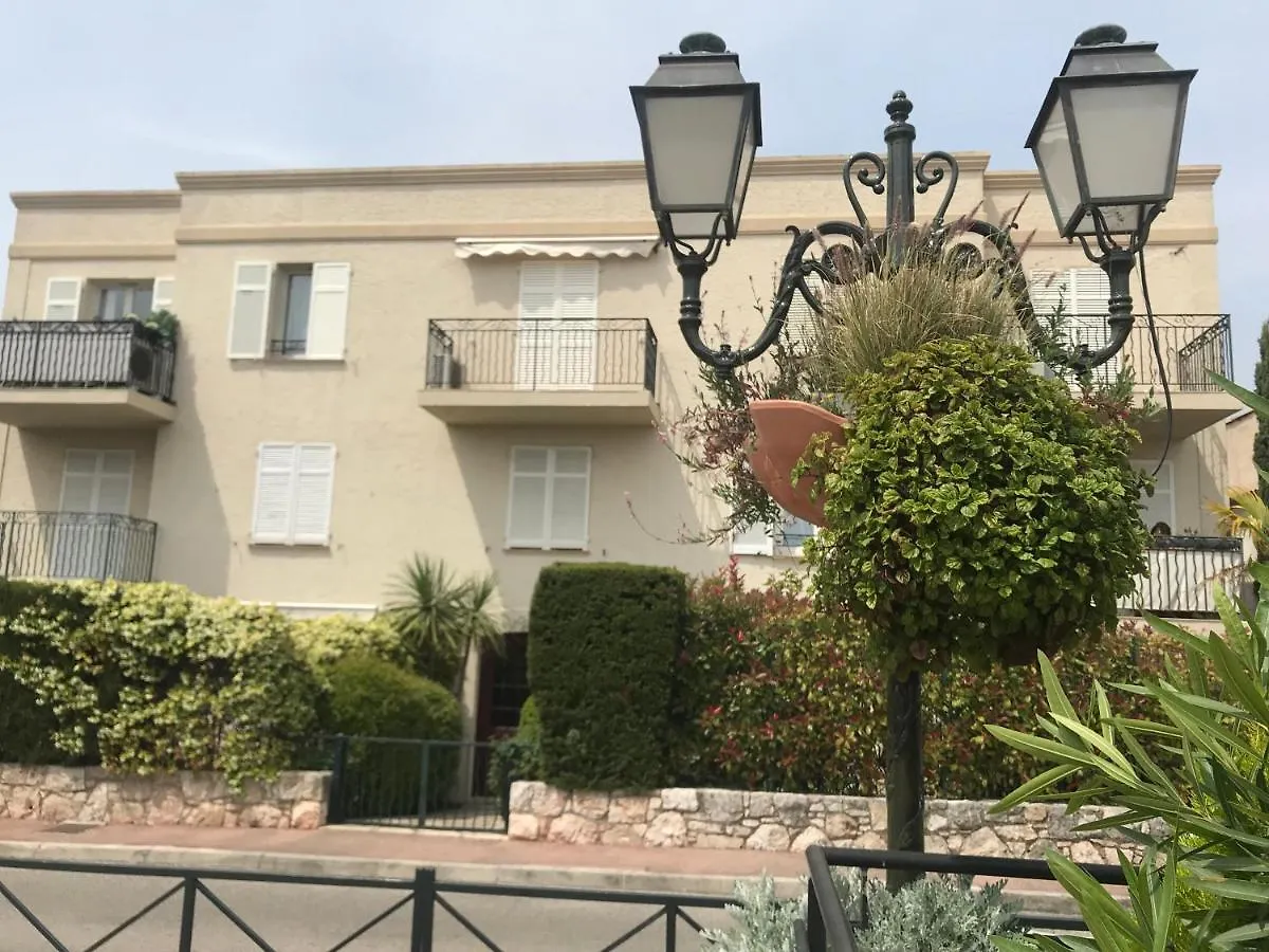 Studio In The Center Of Saint-Jean-Cap-Ferrat France